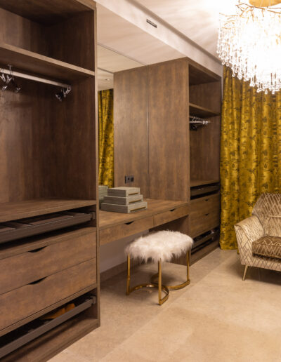 Roupeiro closet de luxo no Algarve