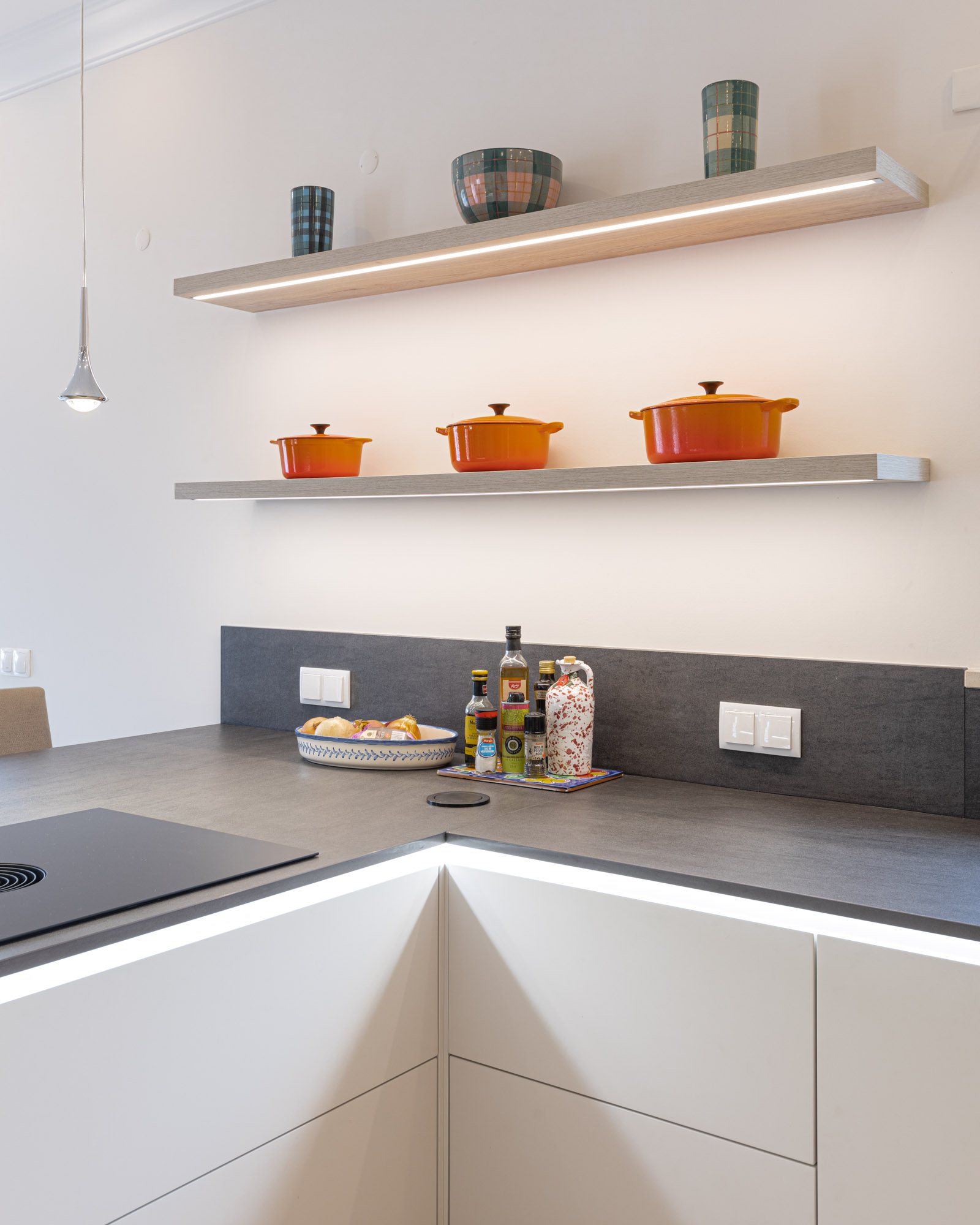 Cozinha de Luxo em Almancil, Algarve, com sistema BORA M Pure e BORA QVac.